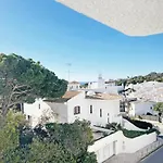 Beachfront Oura - 100M Beach, Seaview, Garage, 300M Strip